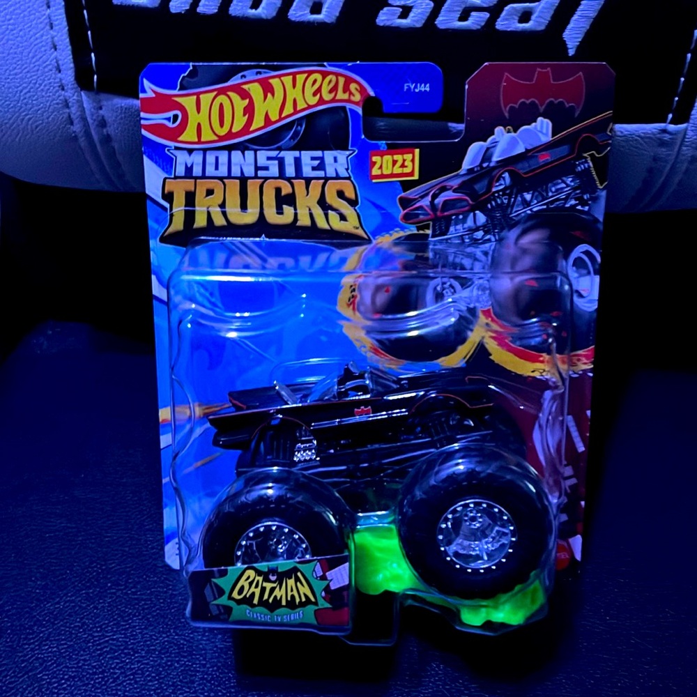 Batman Monster Truck Hot Wheel